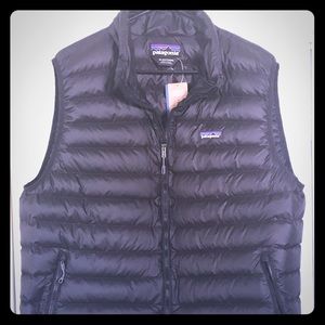 Men’s XL Black Patagonia Down Vest